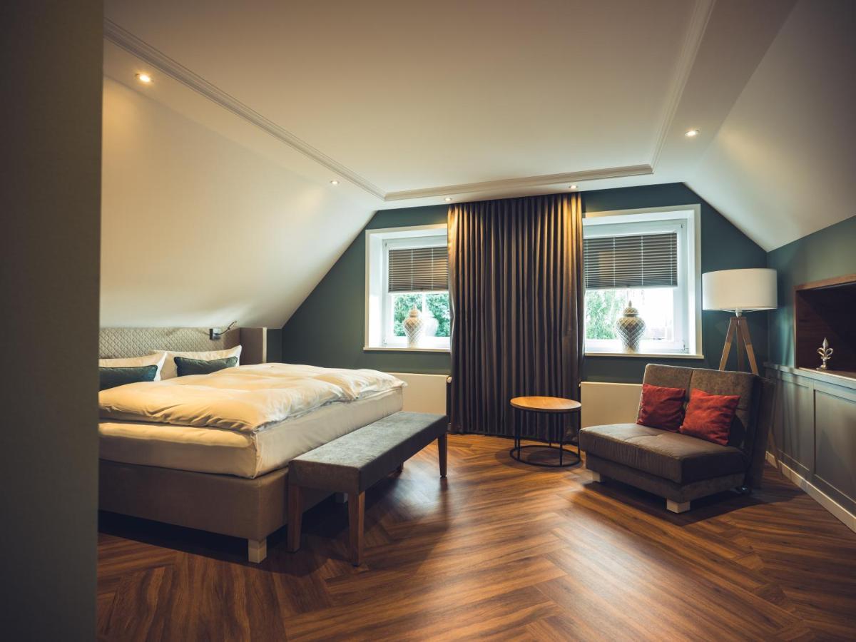 Schlichte Hof Gmbh Hotel Bielefeld Eksteriør billede