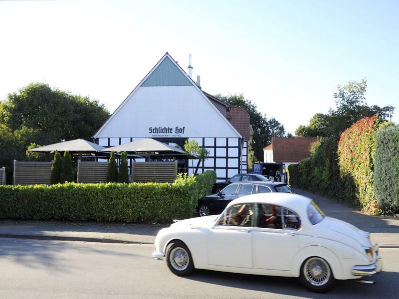 Schlichte Hof Gmbh Hotel Bielefeld Eksteriør billede